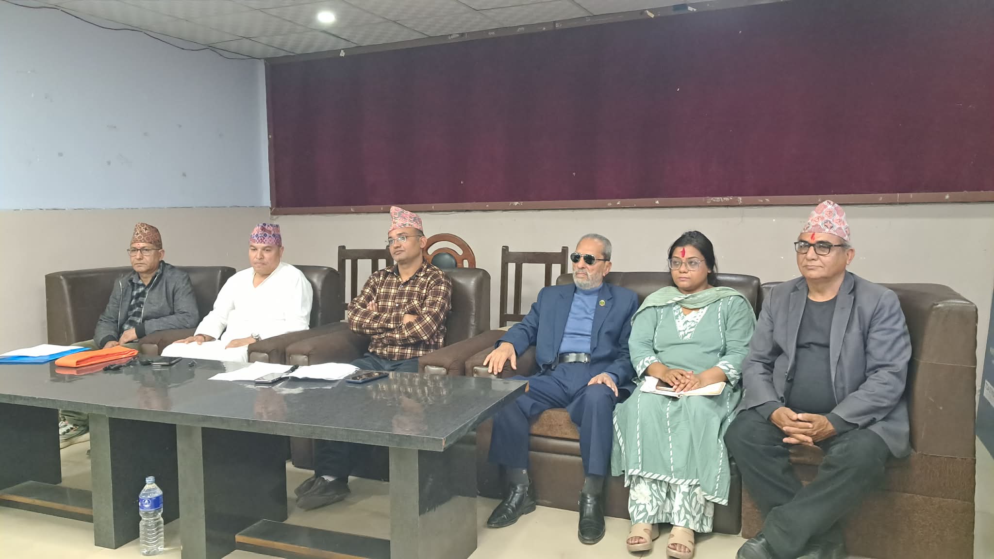 स्वतन्त्र उम्मेदवार भण्डारी पछि हटे, गौरव बोहरालाई साथ दिने निर्णय