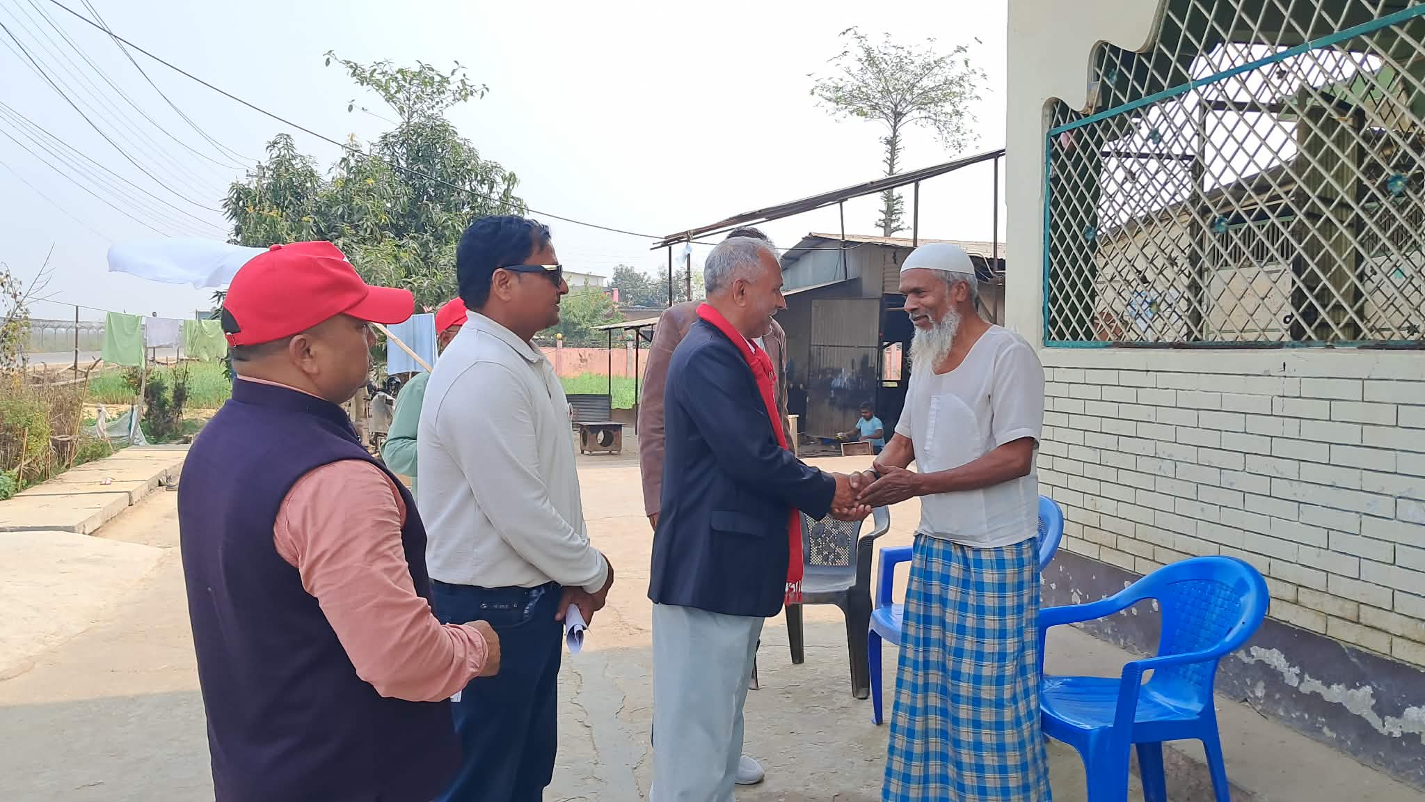 फैज अहमद खानको घरदैलो अभियान: खुला सीमाको चुनौती र स्थानीय विकासमा जोड