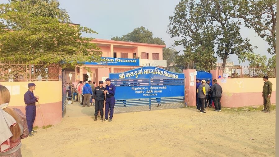 रुपन्देहीमा शान्तिपूर्ण रूपमा मतदान हुँदै